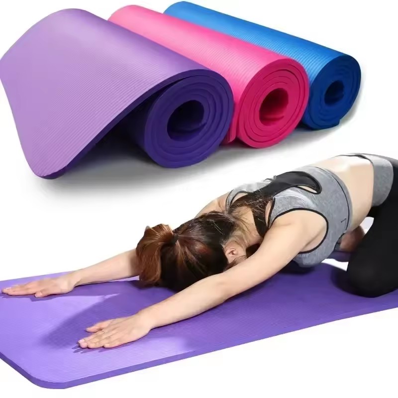 Tappetino da yoga spesso 1 cm  - Gymnastics Mat Thick recensione e prezzo